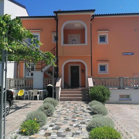 Apartmani Bulajic Đảo Krk Ngoại thất bức ảnh