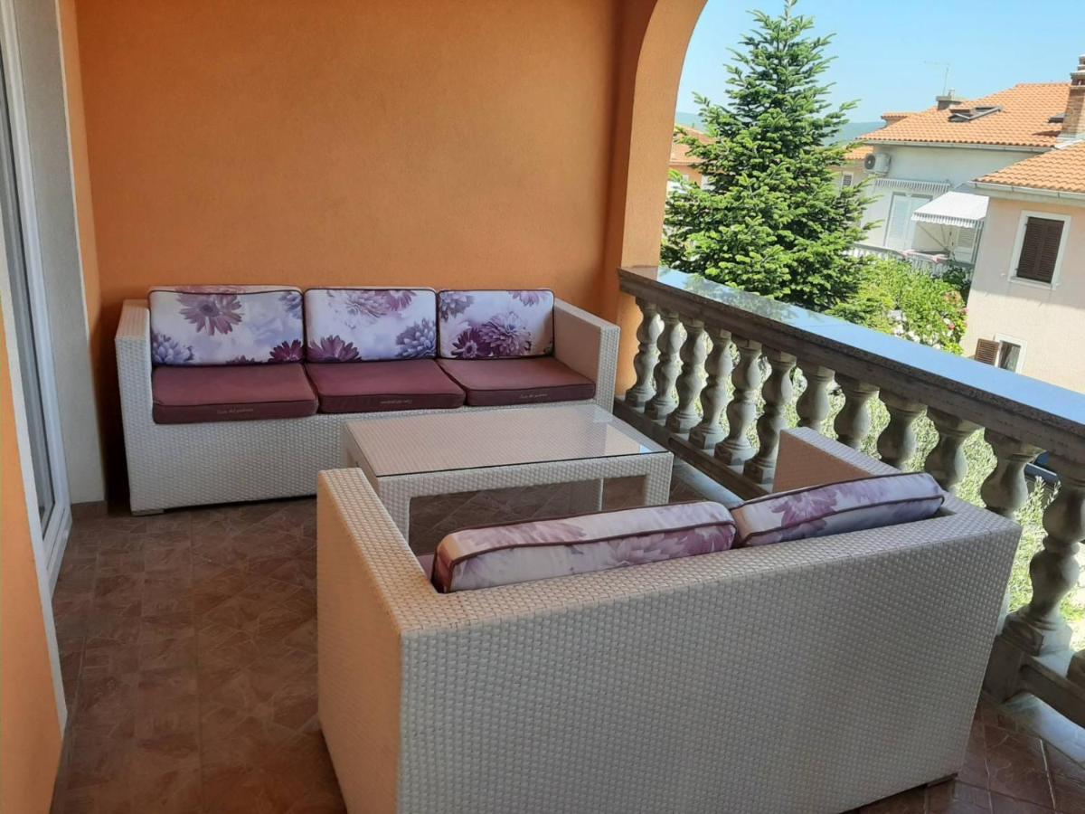 Apartmani Bulajic Đảo Krk Ngoại thất bức ảnh