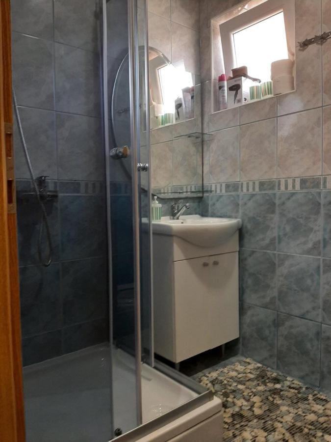 Apartmani Bulajic Đảo Krk Ngoại thất bức ảnh