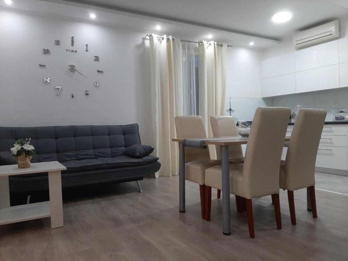 Apartmani Bulajic Đảo Krk Ngoại thất bức ảnh