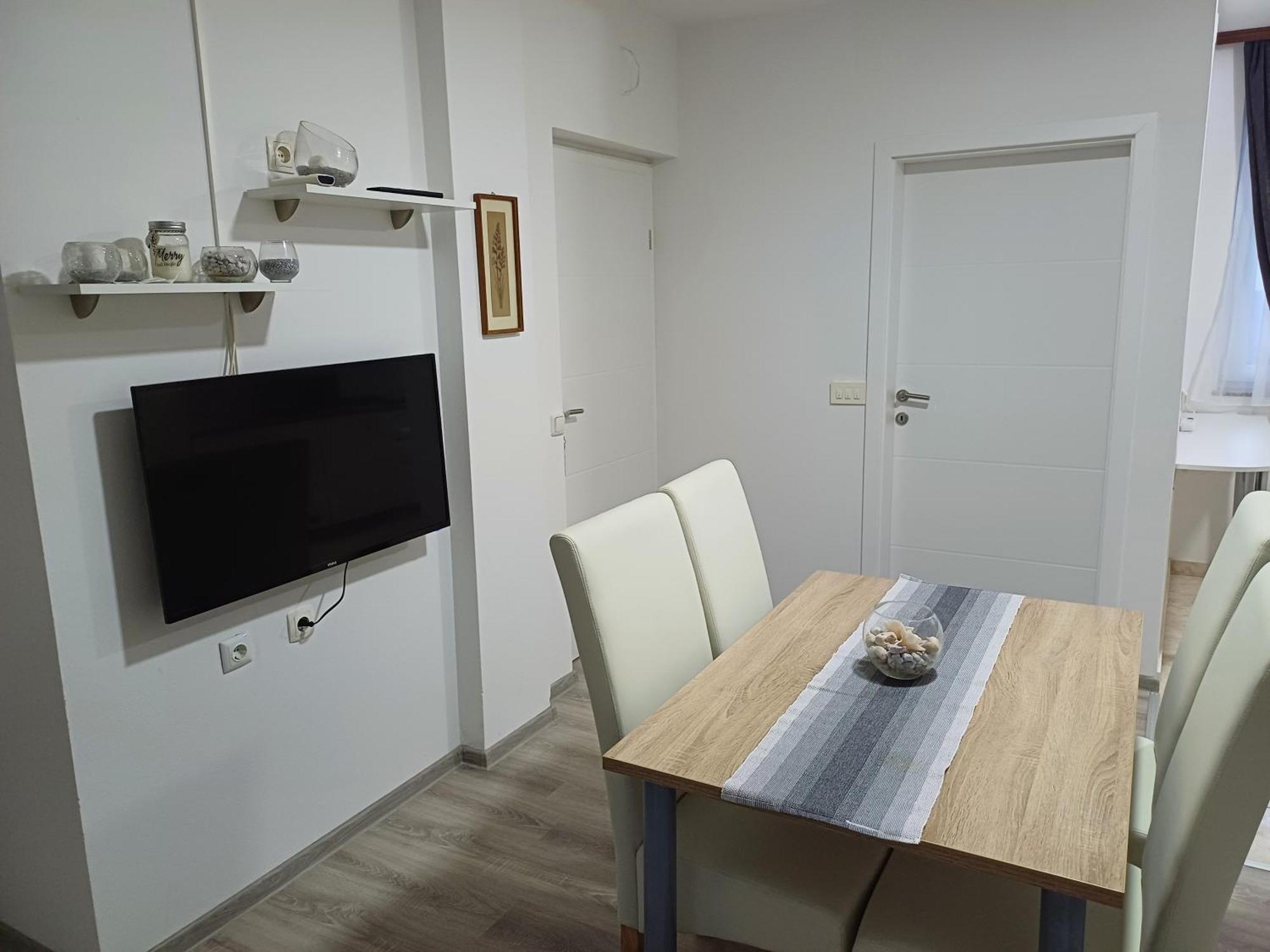 Apartmani Bulajic Đảo Krk Ngoại thất bức ảnh