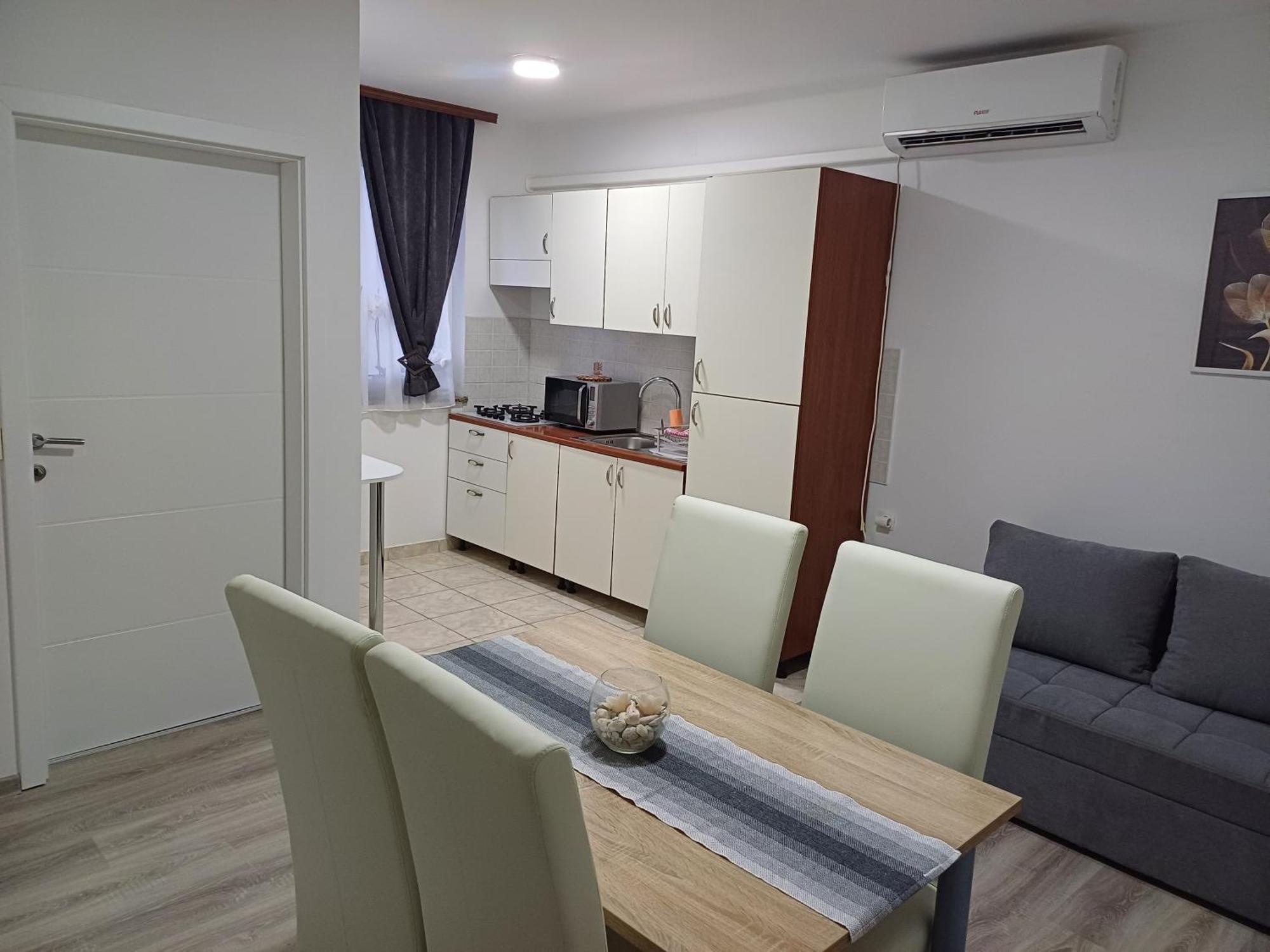 Apartmani Bulajic Đảo Krk Ngoại thất bức ảnh